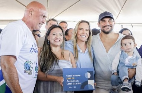 Celina Leão entrega 400 lotes para pessoas com deficiência em Ceilândia