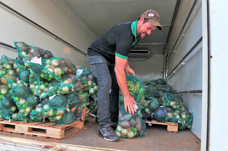 Beneficiários do Cartão Prato Cheio podem receber Cesta Verde com frutas, verduras e legumes