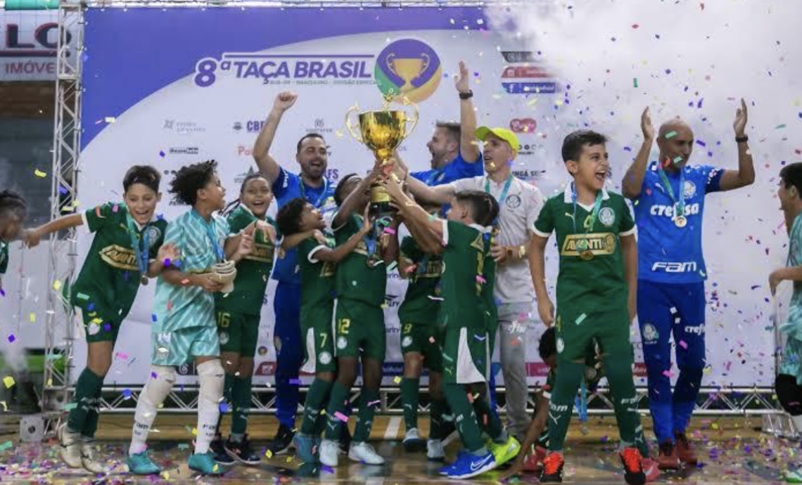 Brasília recebe a 9ª Taça Brasil de Clubes Sub-09 de Futsal com equipes de 15 estados