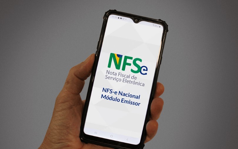 Fecomércio-DF alerta empresas sobre prazo final para adequação à NFS-e Padrão Nacional