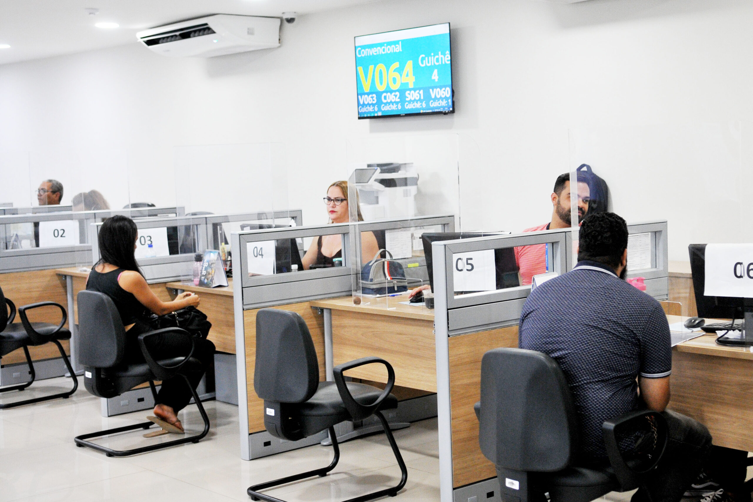 Agência do Trabalhador: confira as 1.364 vagas de emprego oferecidas nesta quarta (12)
