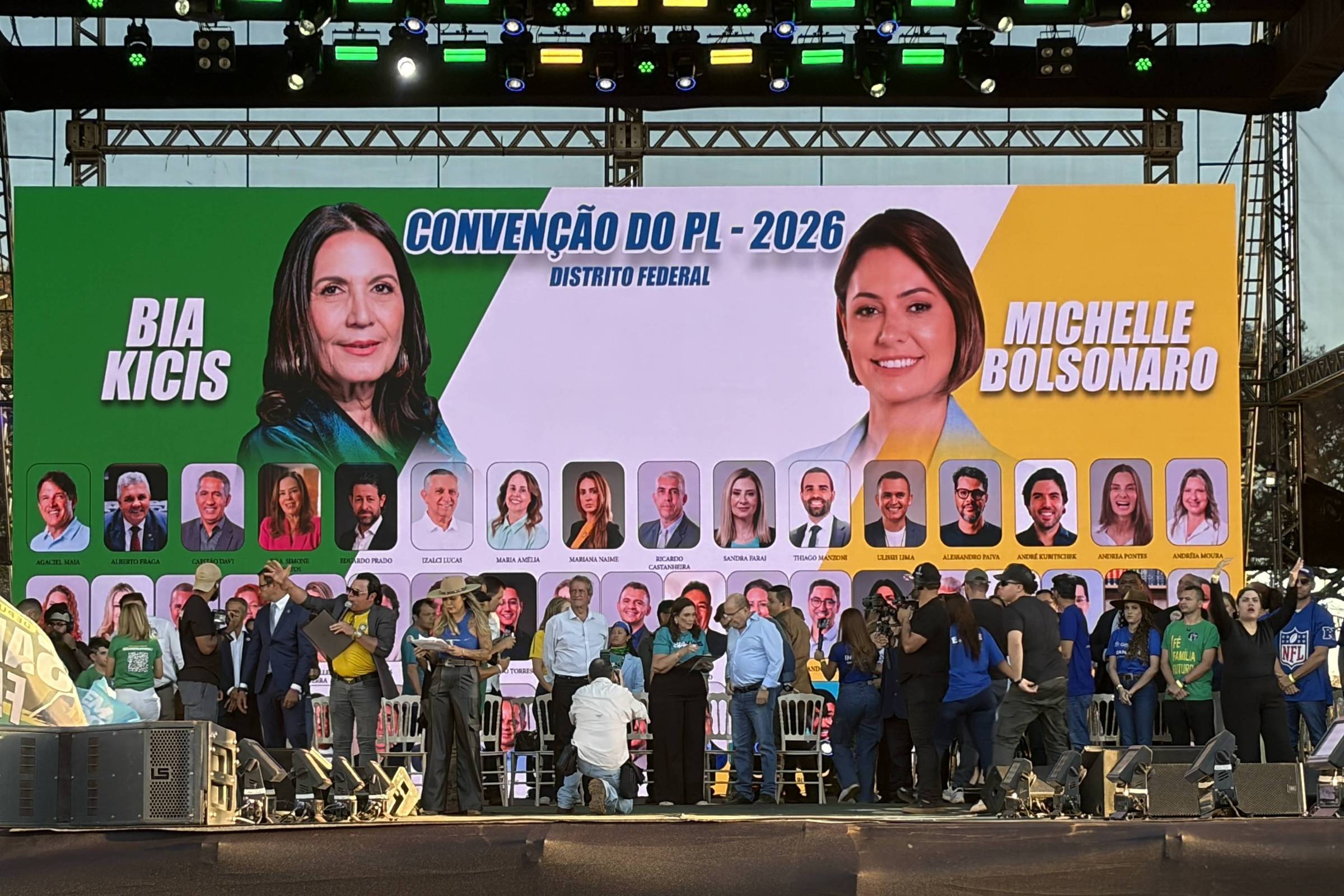 Michelle Bolsonaro e Bia Kicis são oficializadas pelo PL como candidatas ao Senado; partido confirma apoio a Celina Leão