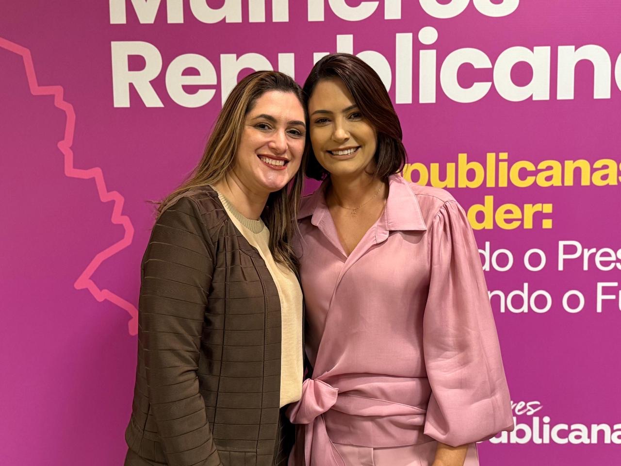 Ex-ministra de Bolsonaro, Cristiane Britto é candidata a deputada federal com apoio de Michelle e Damares Alves