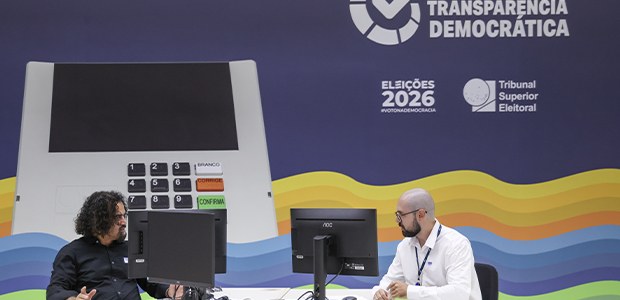 TSE recebe técnicos da PGR para auditoria dos códigos-fonte das urnas eletrônicas