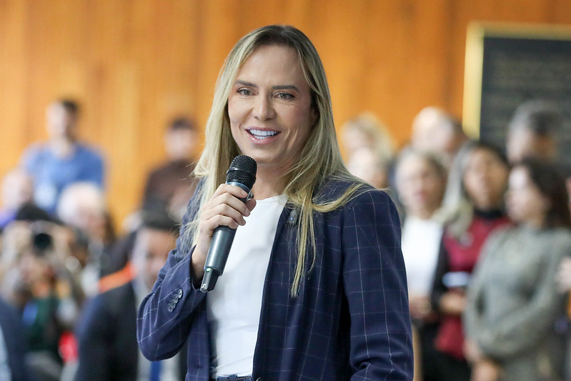 Real Time Big Data: Celina Leão lidera corrida pelo GDF e vence Arruda e Grass no 2º turno