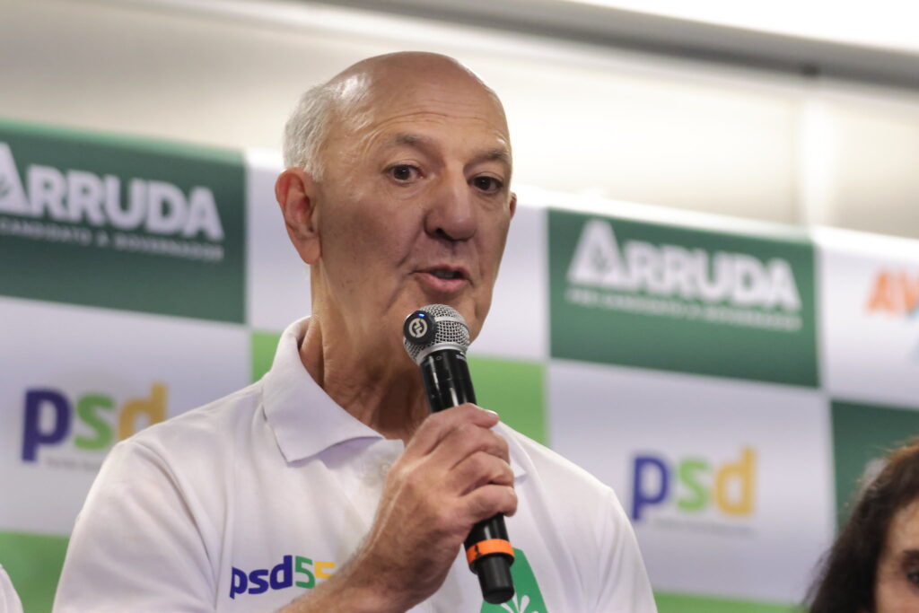 TRE-DF deve lacrar urnas com Arruda sub judice na disputa ao GDF