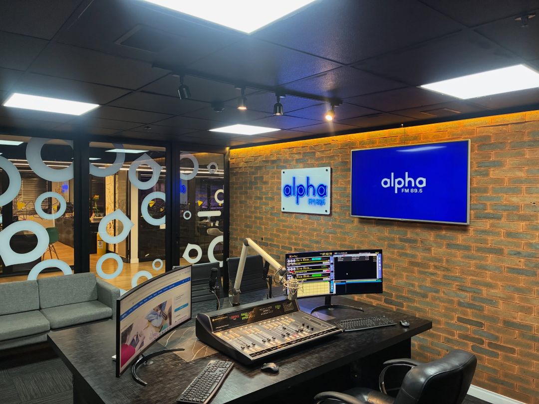Alpha FM estreia em Brasília na frequência 89,5 FM na próxima segunda (21)