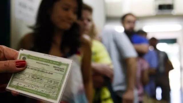 Indecisão do eleitor acirra disputa por vagas de federal e distrital 