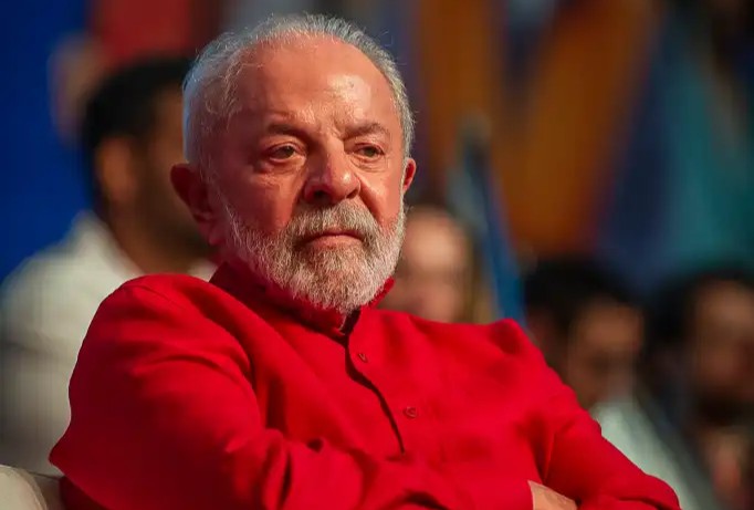 Com raiva do povo do DF, Lula quer fechar as portas do BRB para se vingar