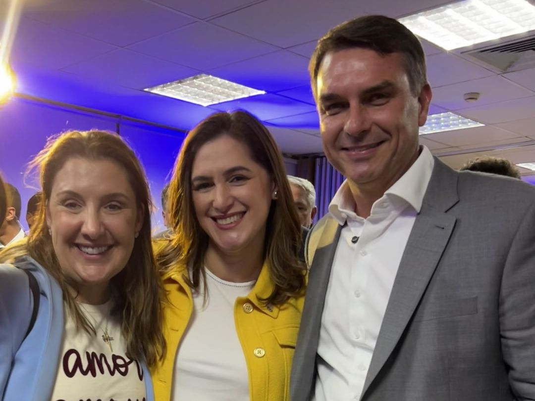 Cris Britto vai comandar mobilização nacional de mulheres por Flávio Bolsonaro