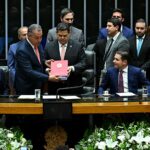 Senado inicia nesta terça (6) discussão da PEC que prevê fim da escala 6x1